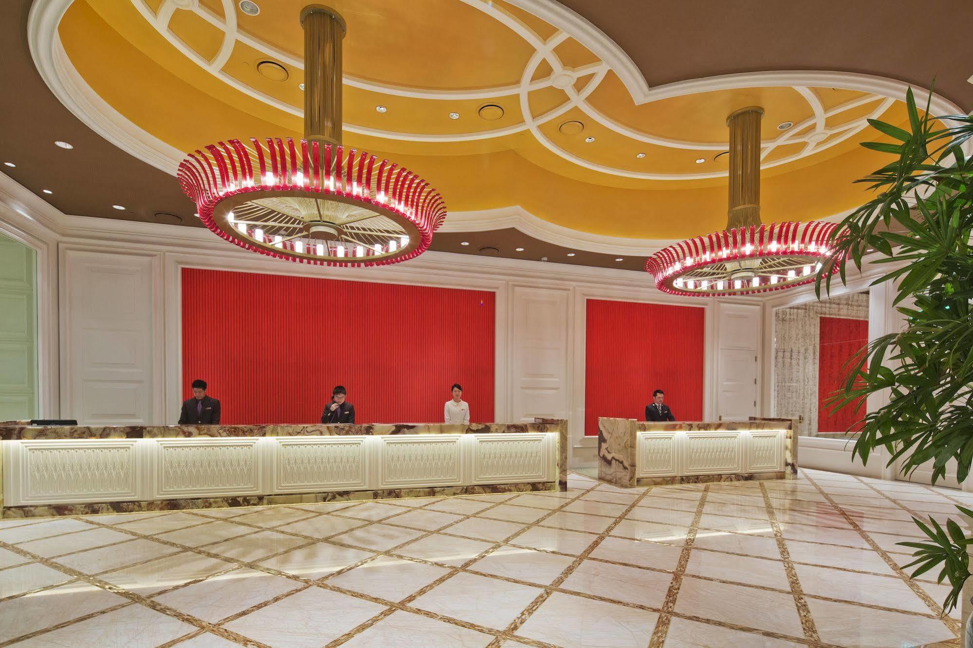 The Lin Hotel Taichung Esterno foto The lobby of the Wynn Palace