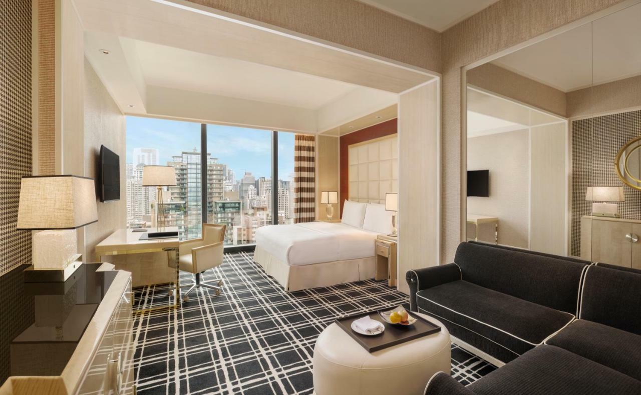 The Lin Hotel Taichung Esterno foto A guest room at the hotel